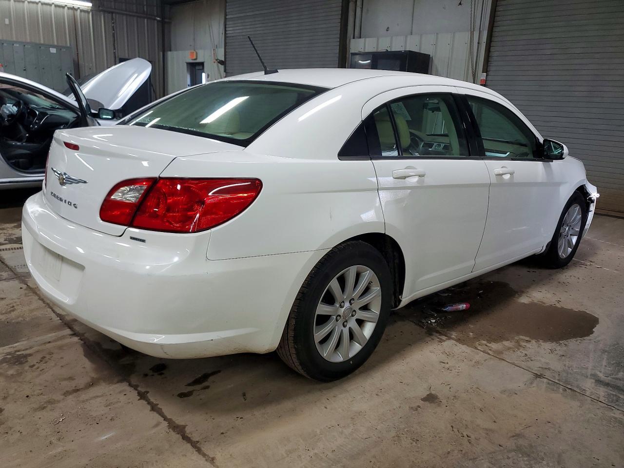 2010 CHRYSLER Sebring