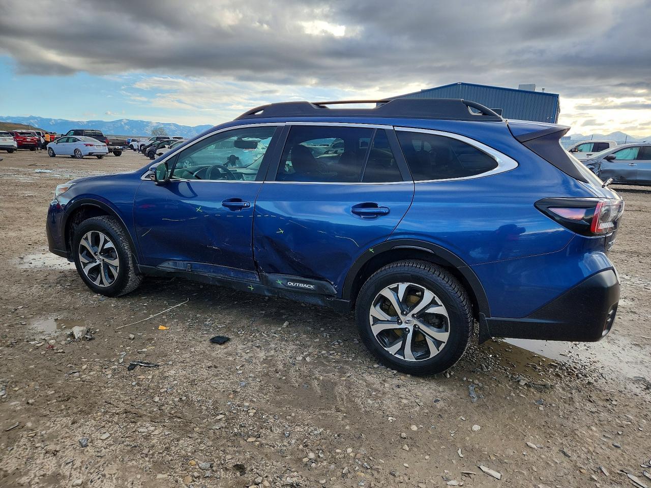 2020 SUBARU Outback