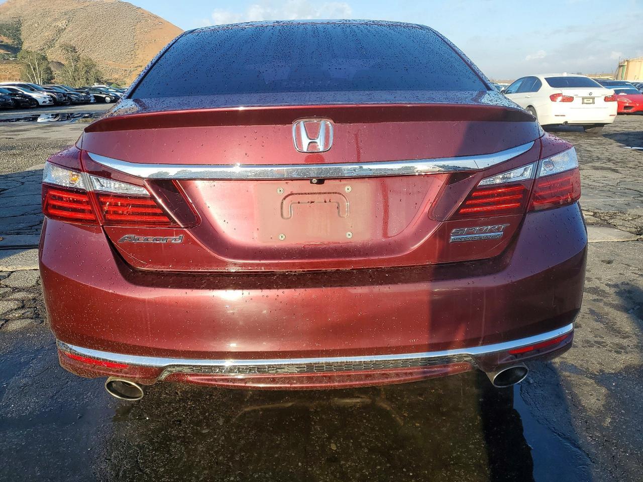 2017 HONDA ACCORD