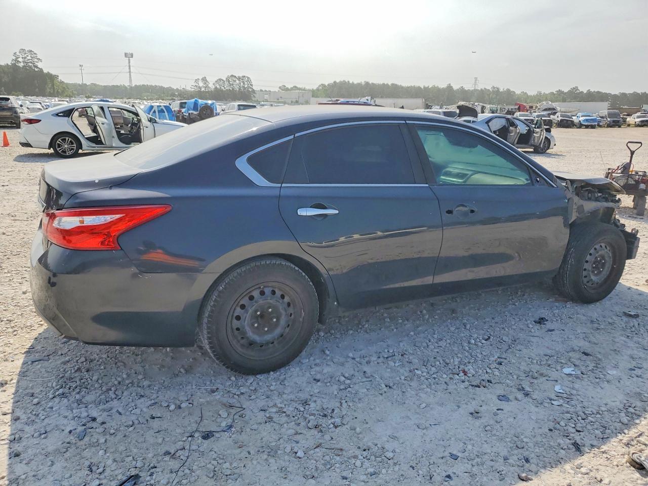 2016 NISSAN ALTIMA