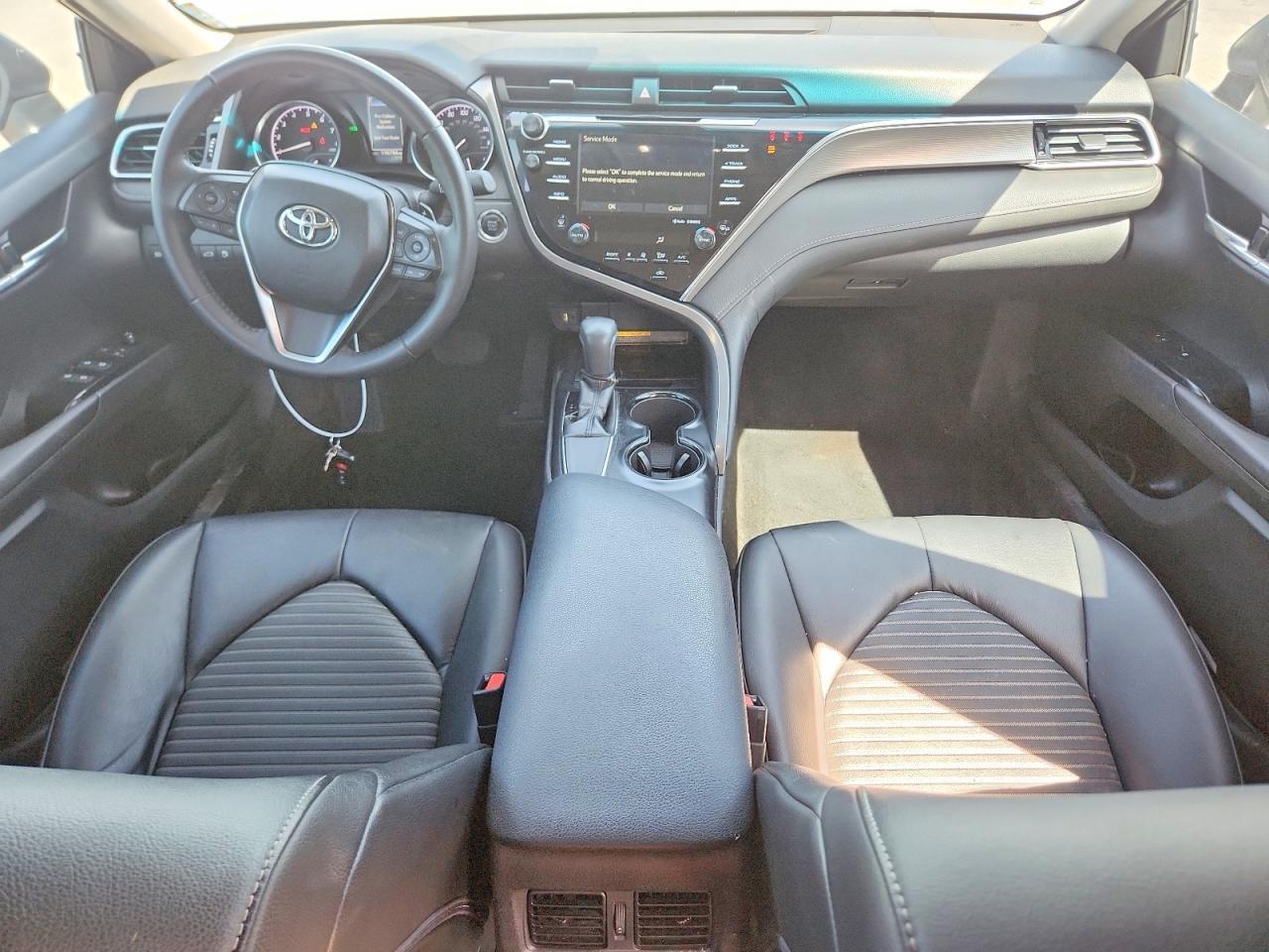 2018 TOYOTA CAMRY