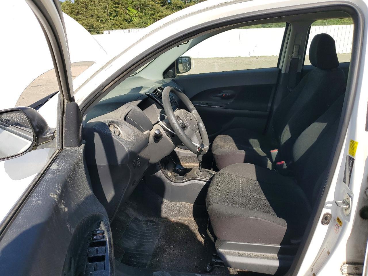 2010 SCION xD