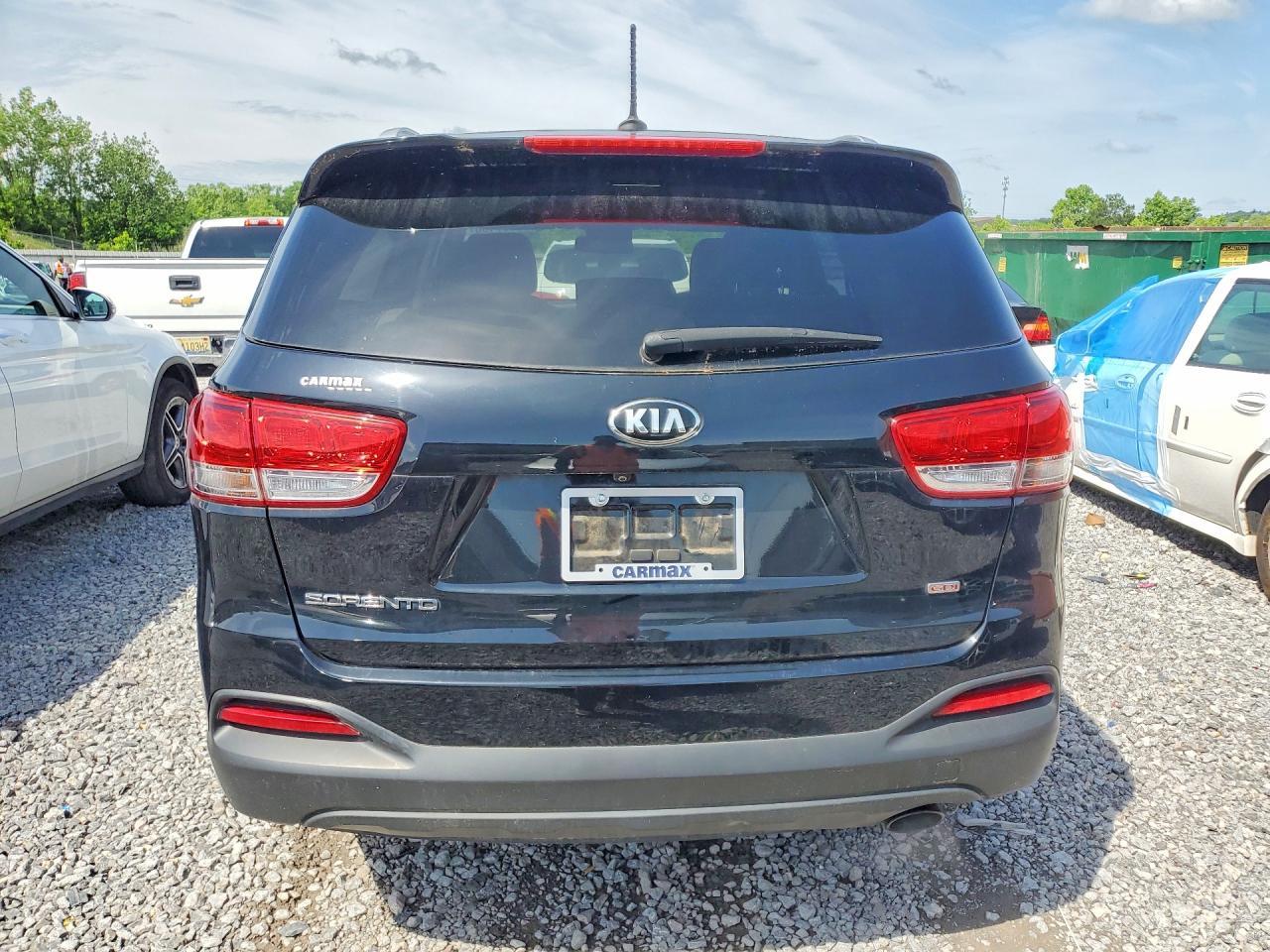 2017 KIA SORENTO