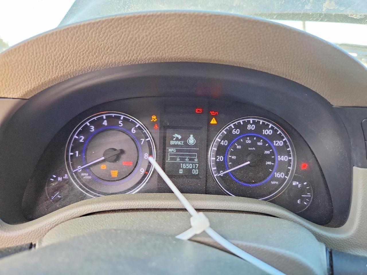 2012 INFINITI G37