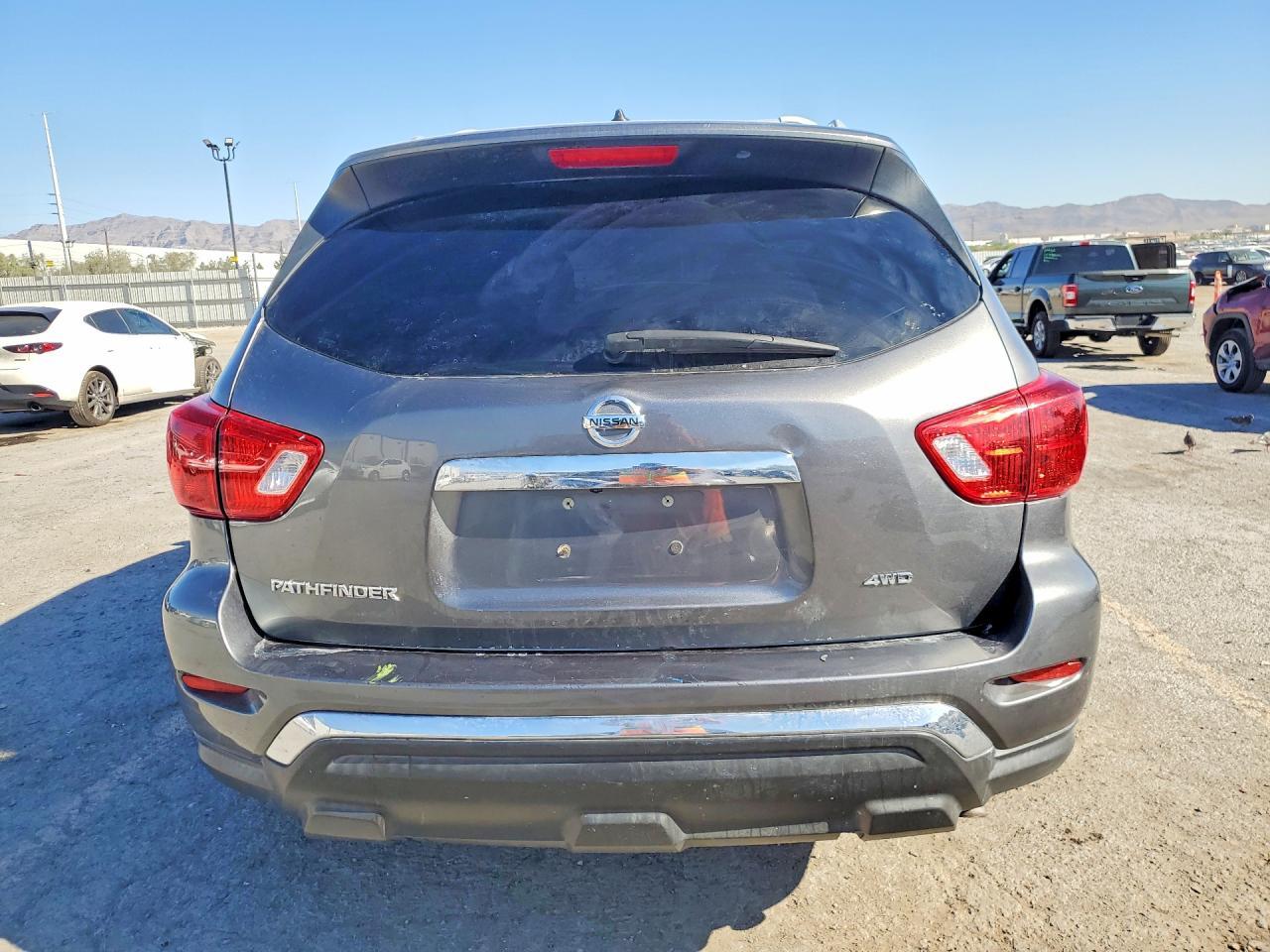 2018 NISSAN PATHFINDER