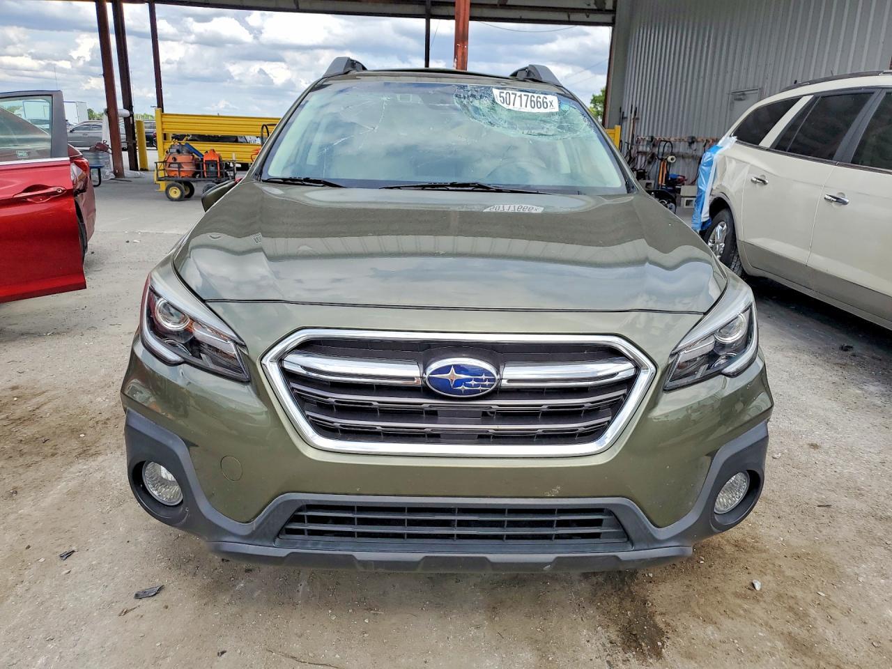 2018 SUBARU Outback