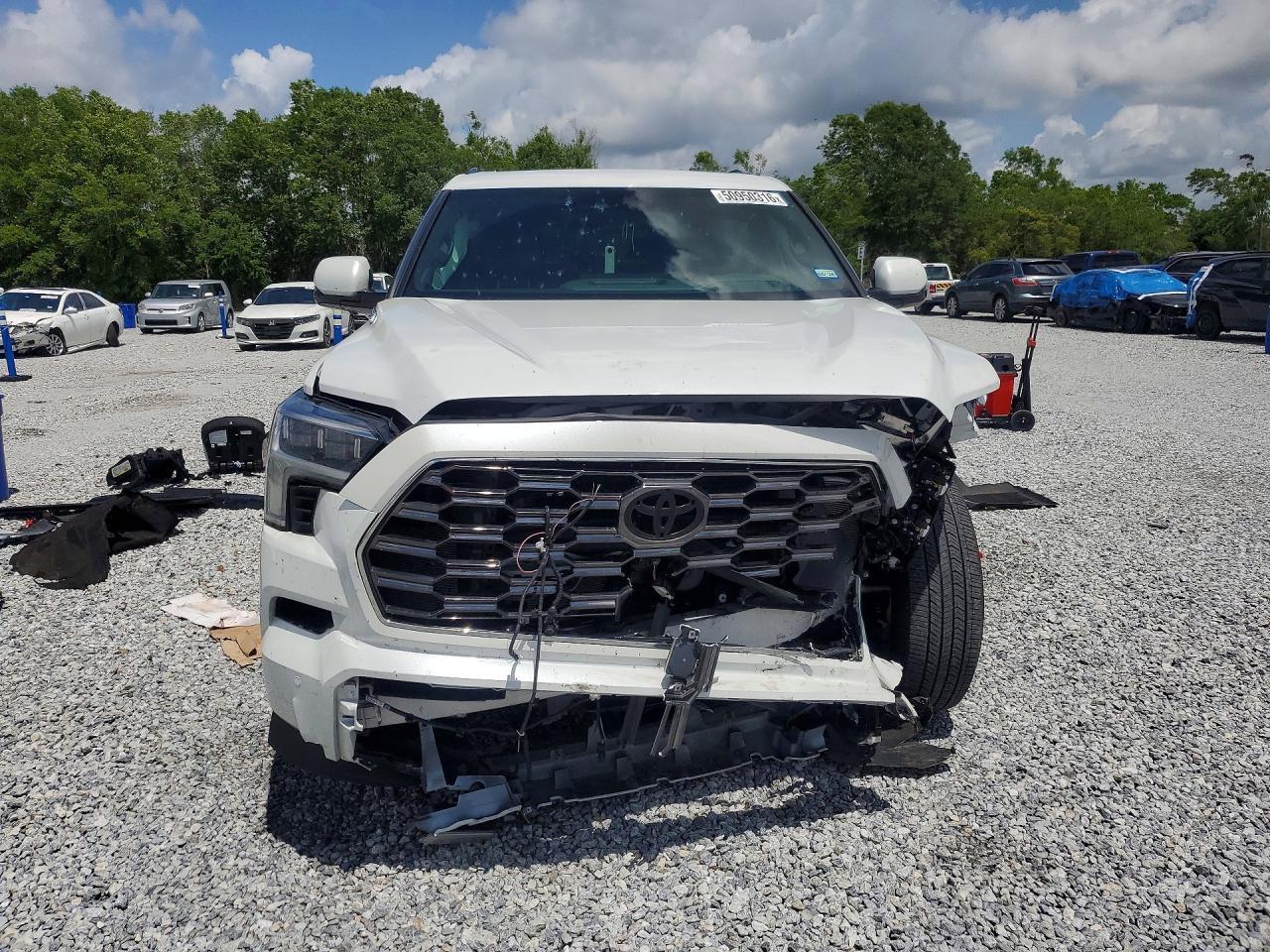 2025 TOYOTA Sequoia