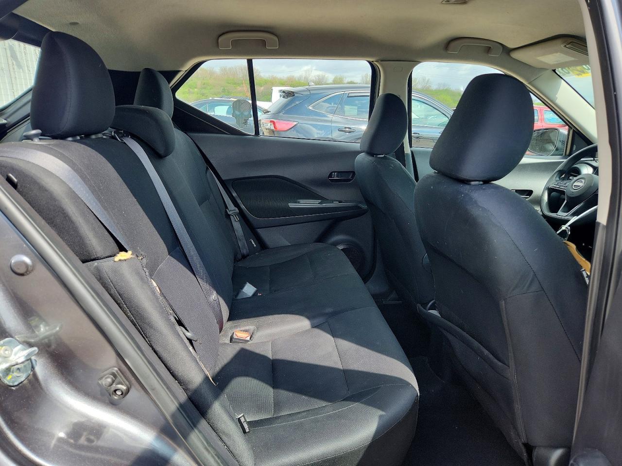 2024 NISSAN KICKS