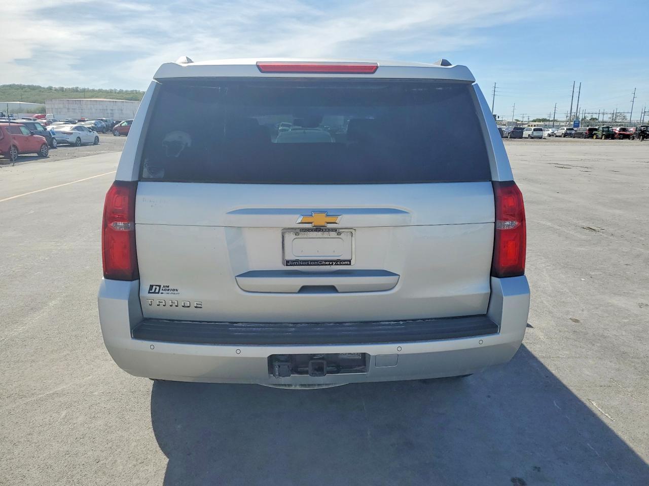2016 CHEVROLET Tahoe