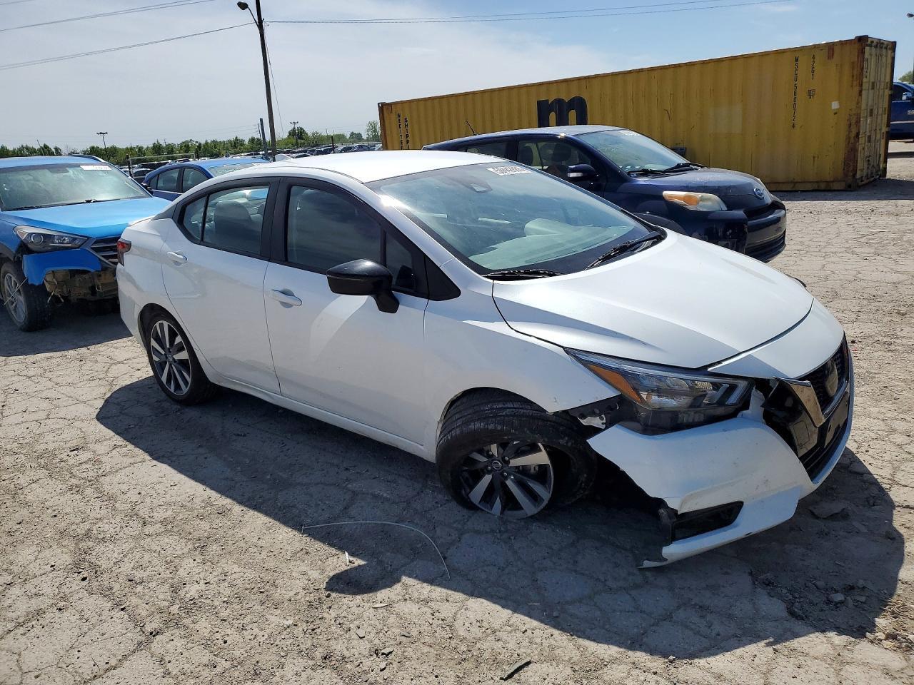 2020 NISSAN VERSA