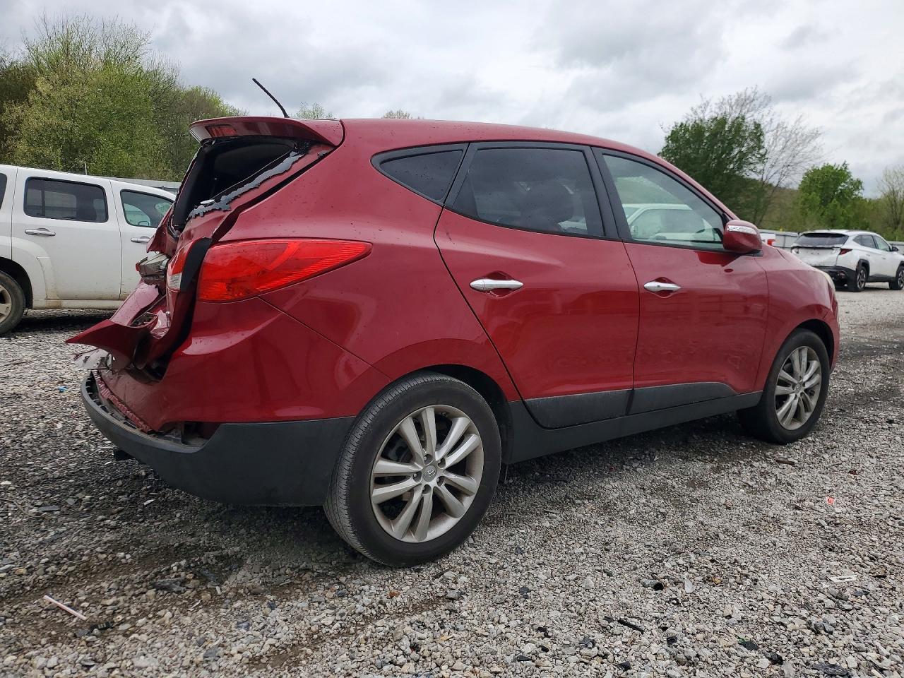 2011 HYUNDAI TUCSON