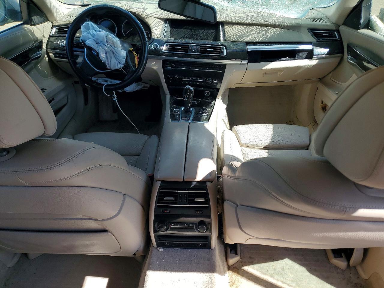 2013 BMW 7 series