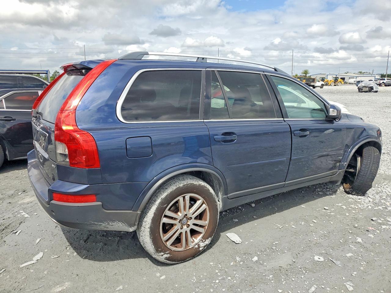 2012 VOLVO XC90