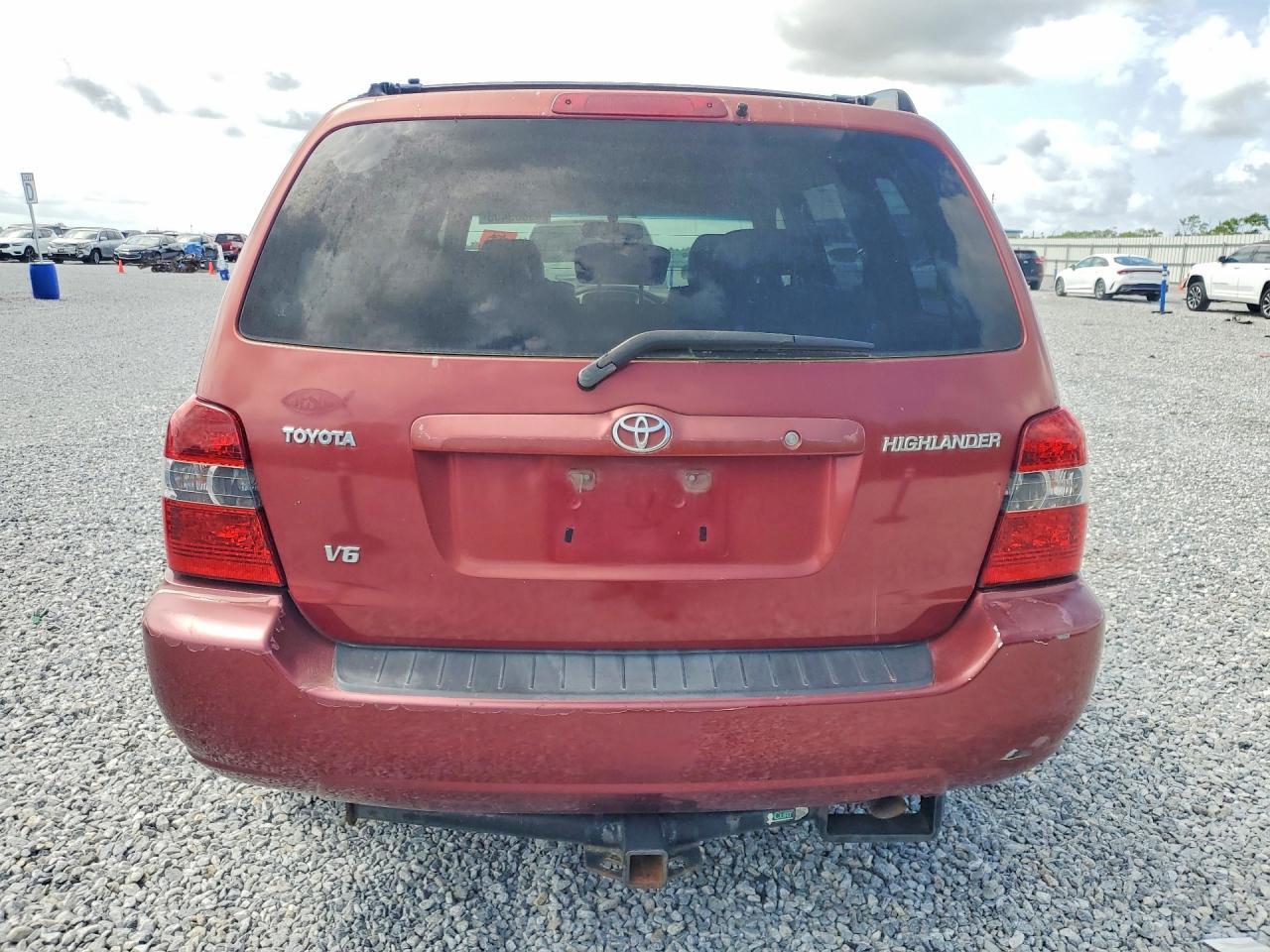 2004 TOYOTA HIGHLANDER
