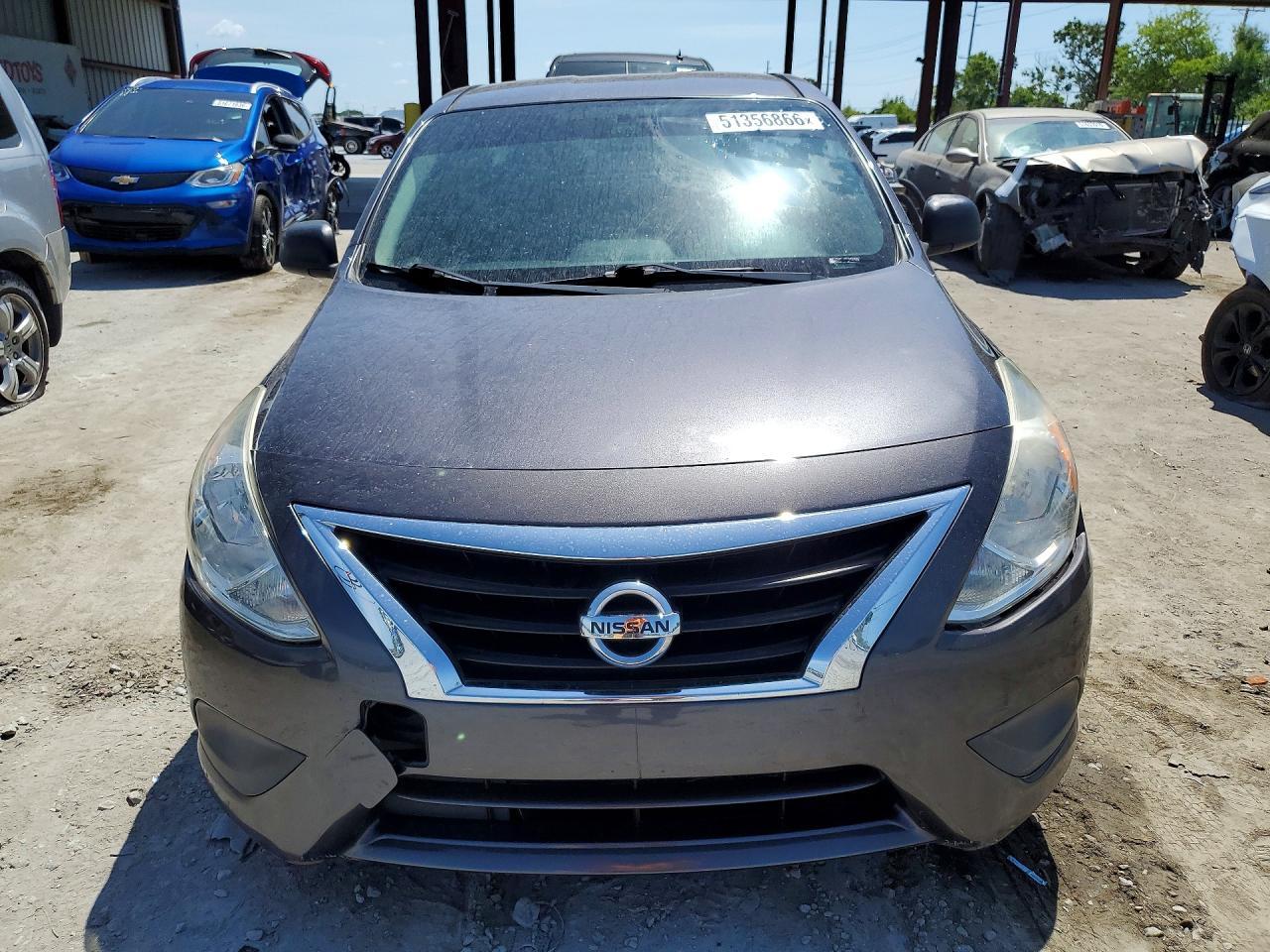 2015 NISSAN VERSA