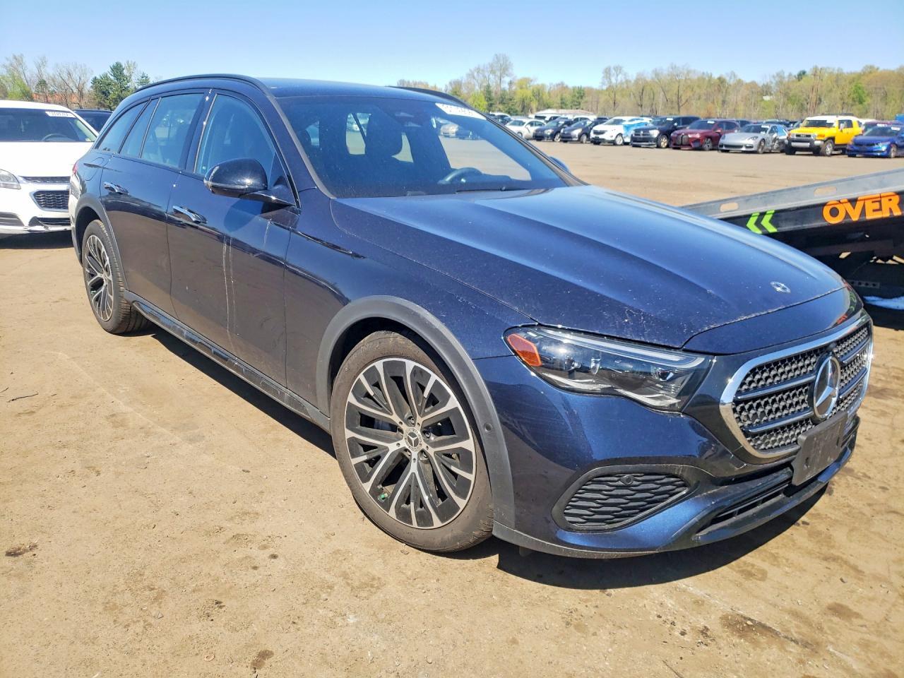 2025 MERCEDES-BENZ E-Class