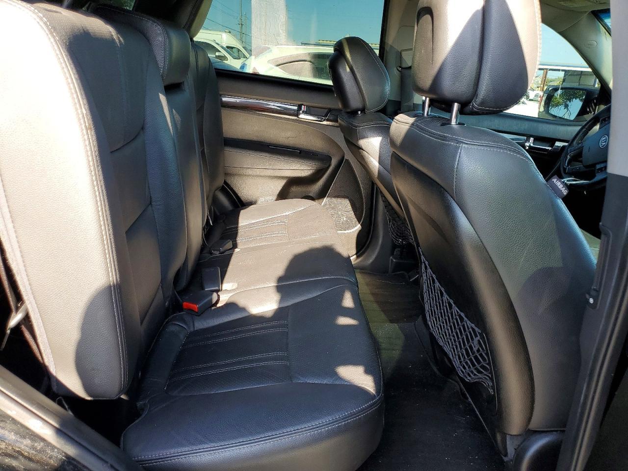 2013 KIA SORENTO