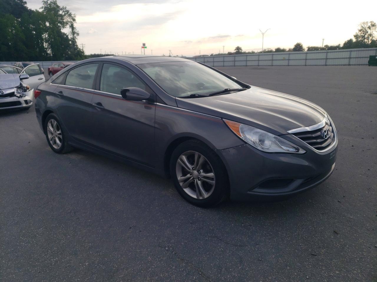 2011 HYUNDAI SONATA
