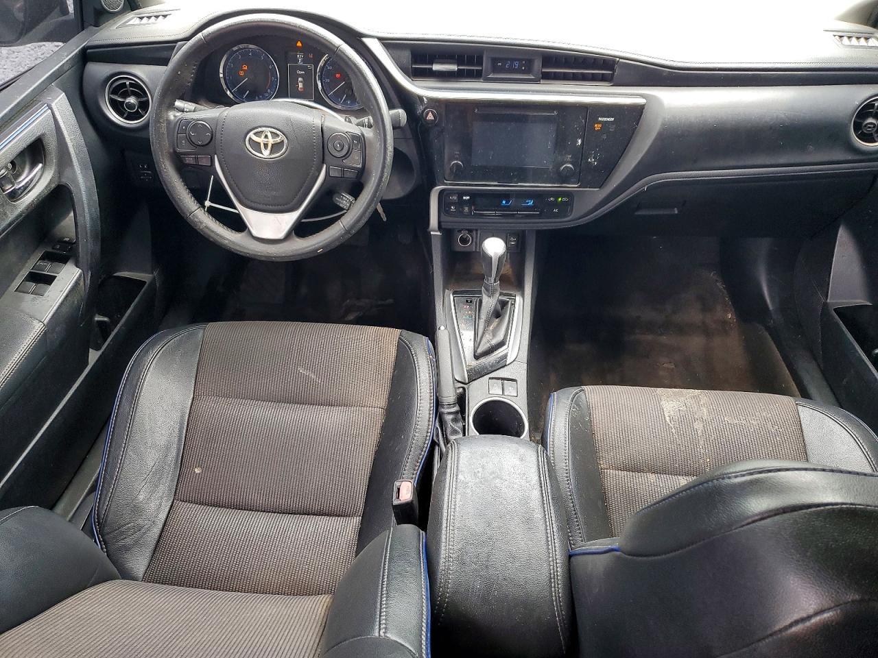 2017 TOYOTA COROLLA