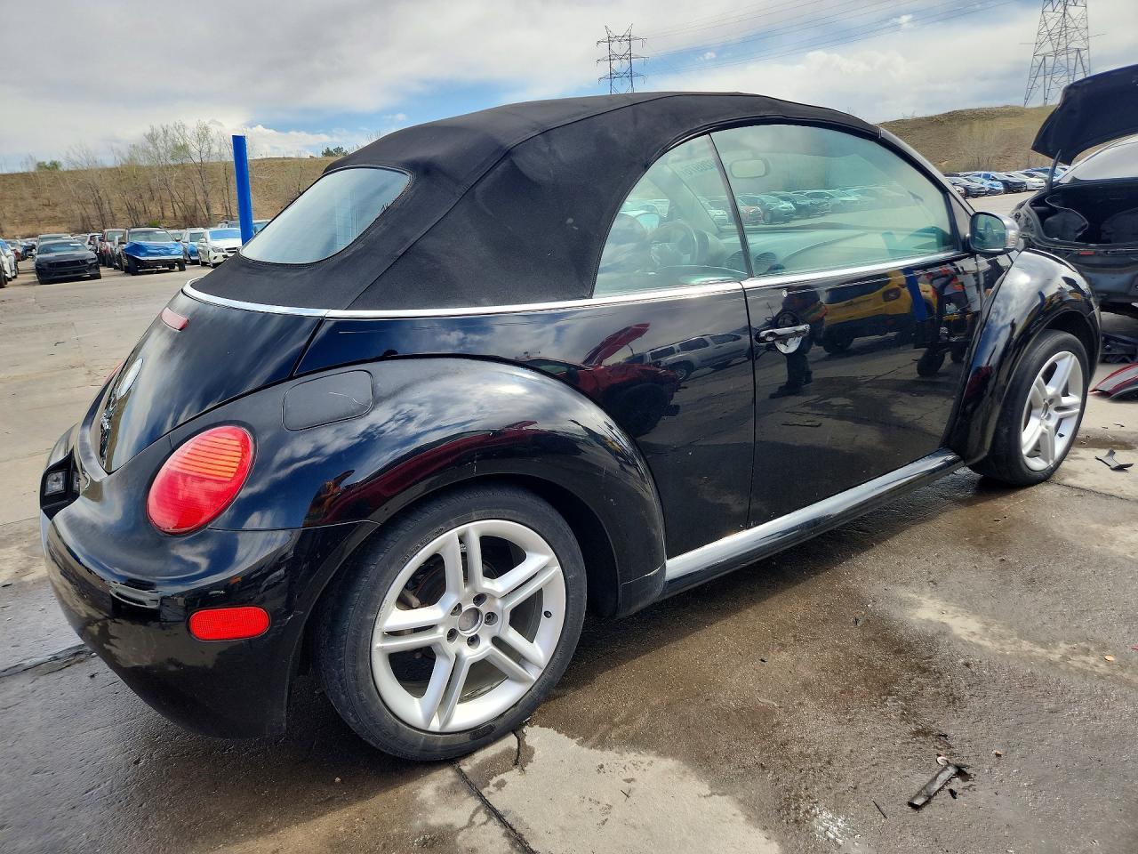 2004 VOLKSWAGEN Beetle