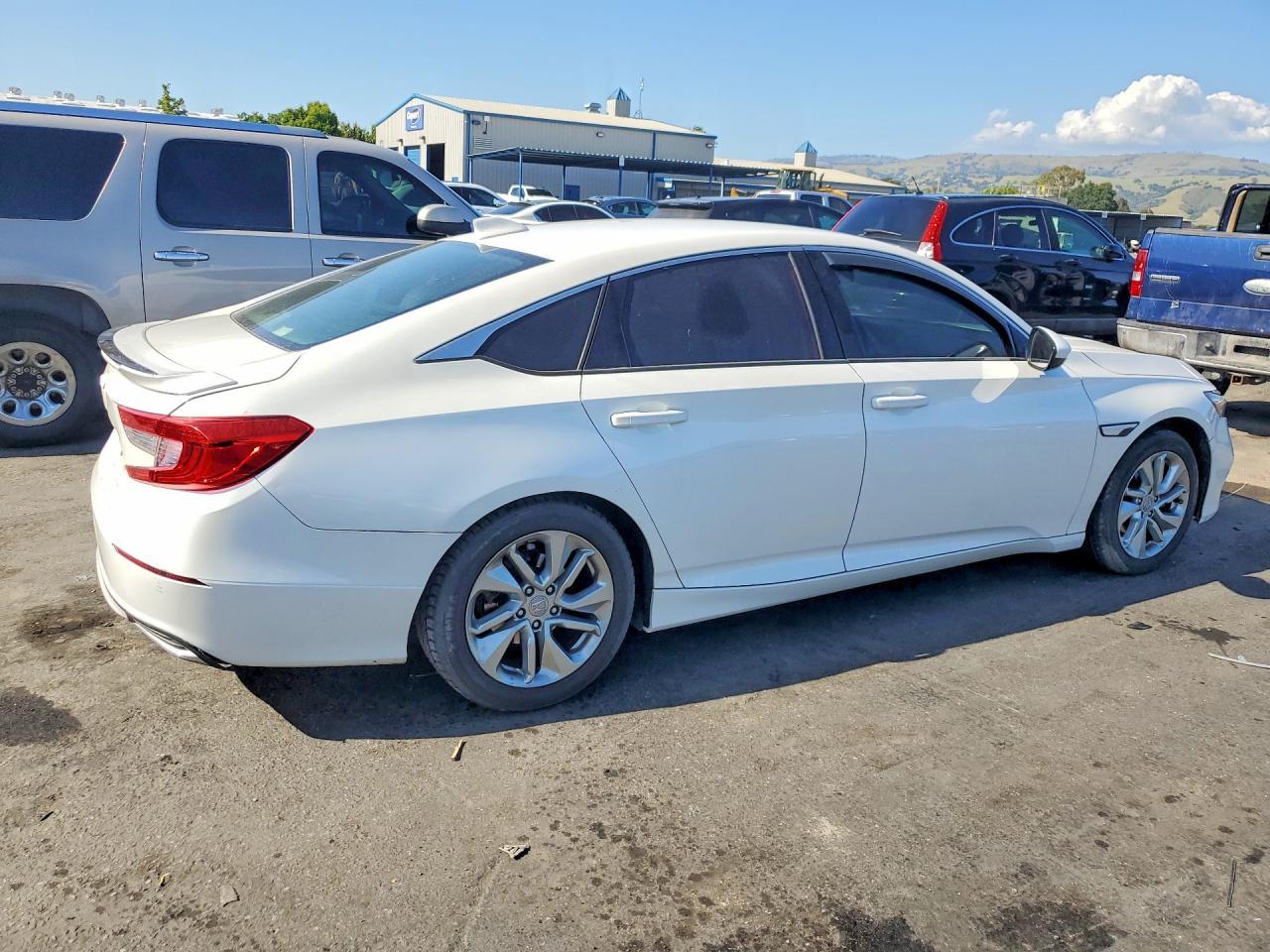 2018 HONDA ACCORD