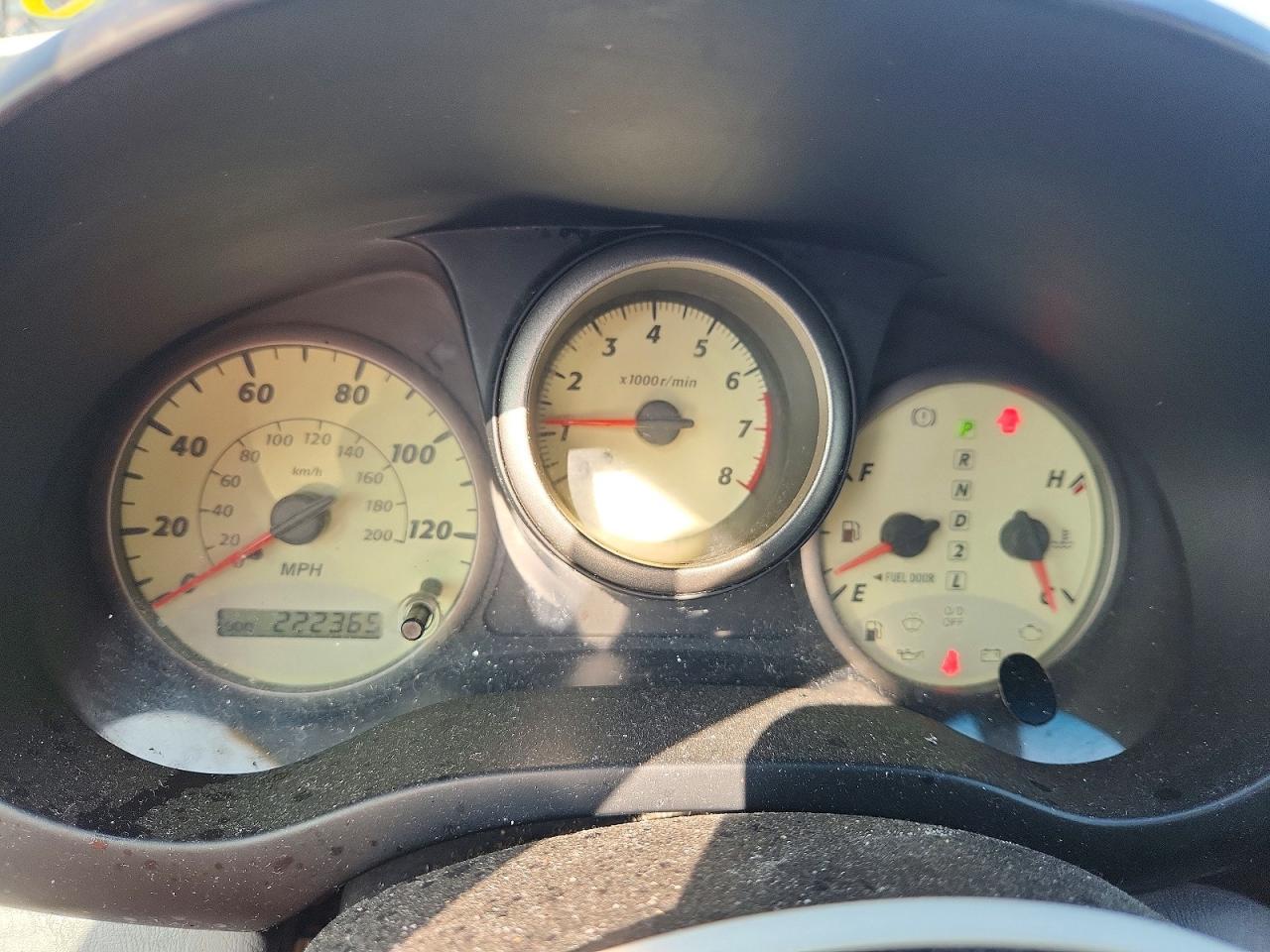 2002 TOYOTA RAV4