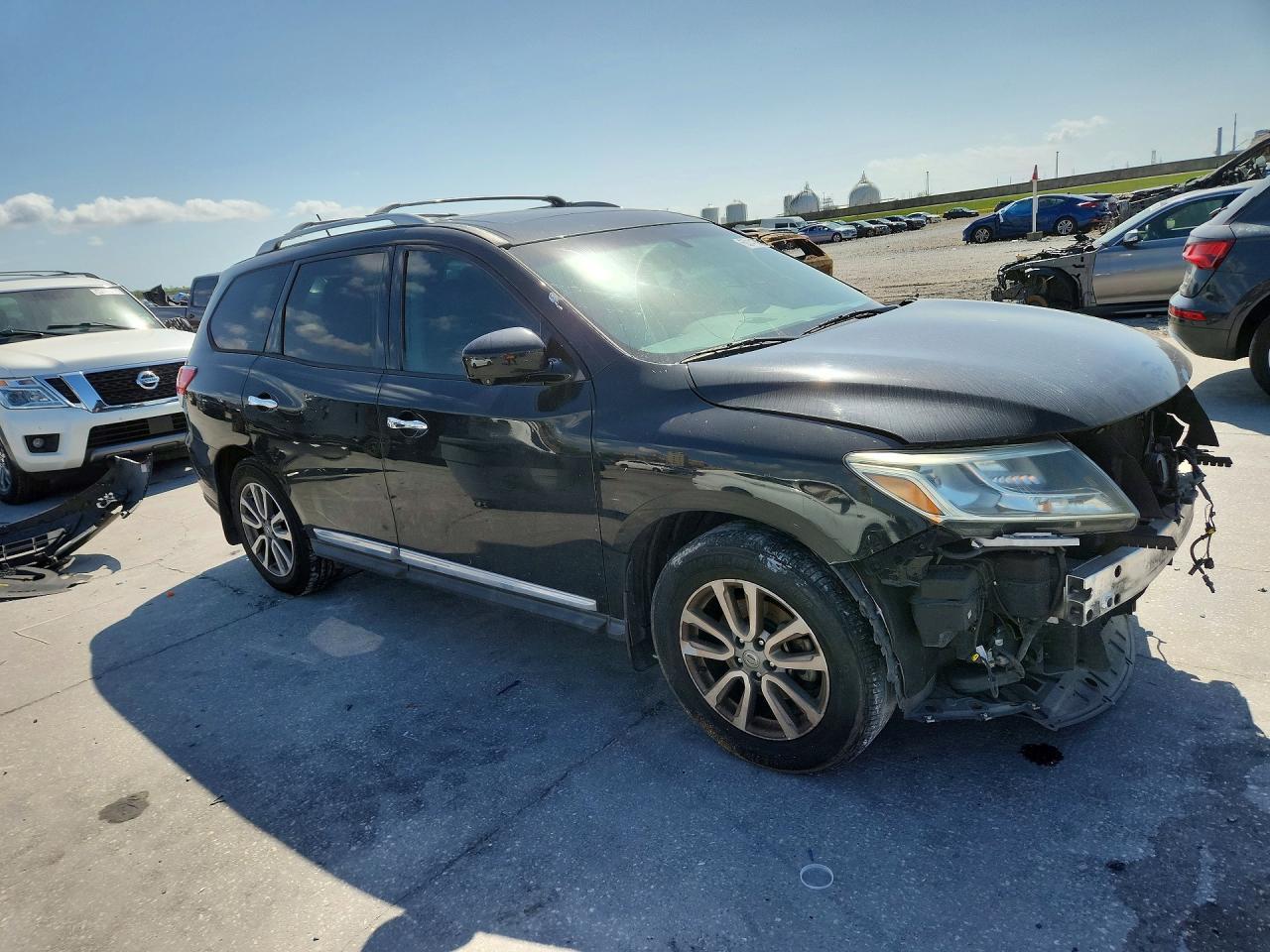 2016 NISSAN PATHFINDER