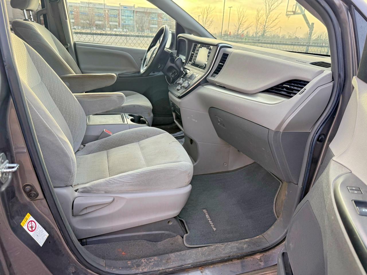 2018 TOYOTA SIENNA