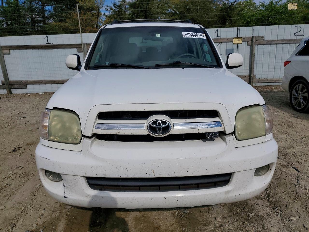 2005 TOYOTA Sequoia