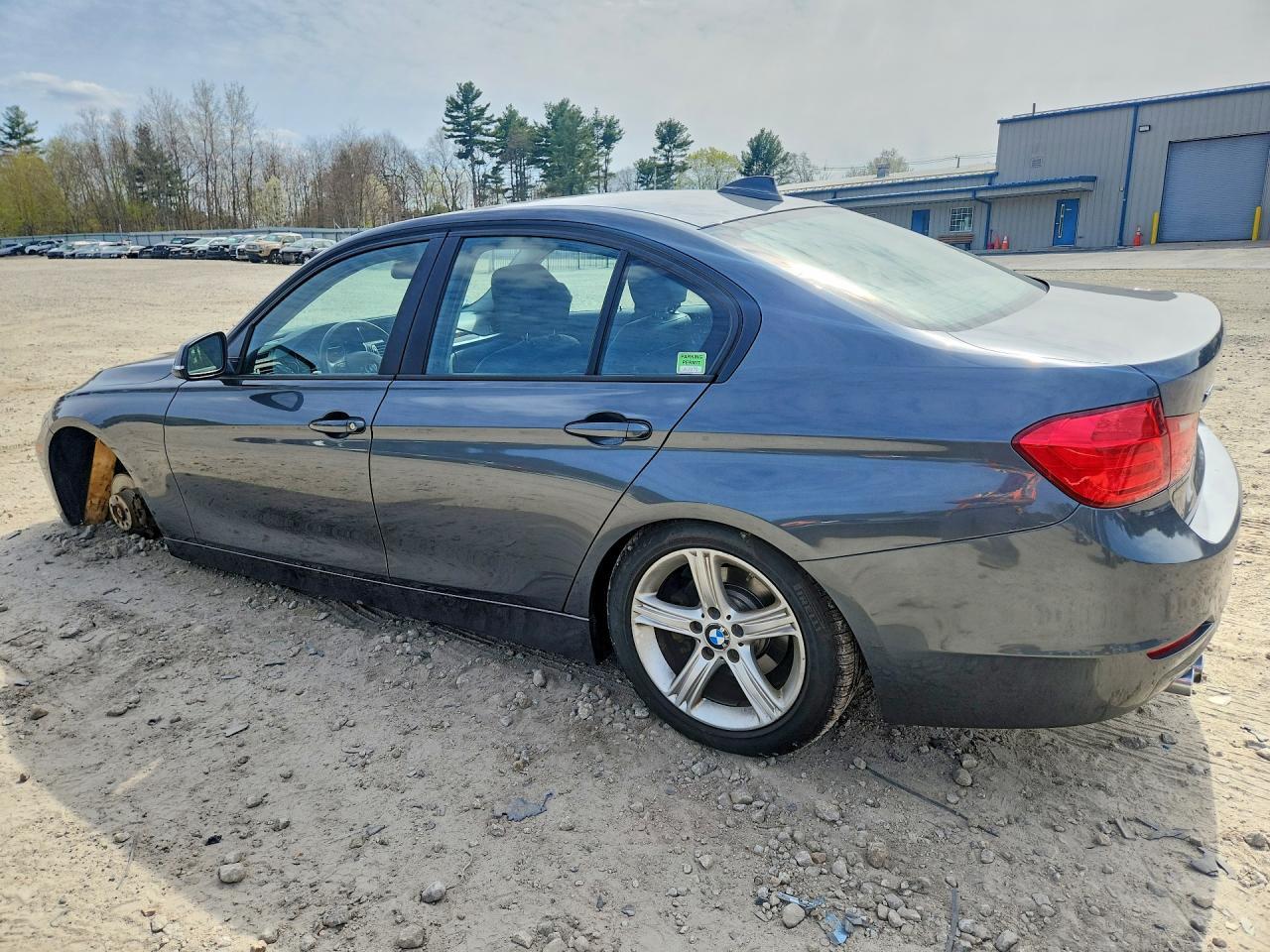 2013 BMW 3 SERIES