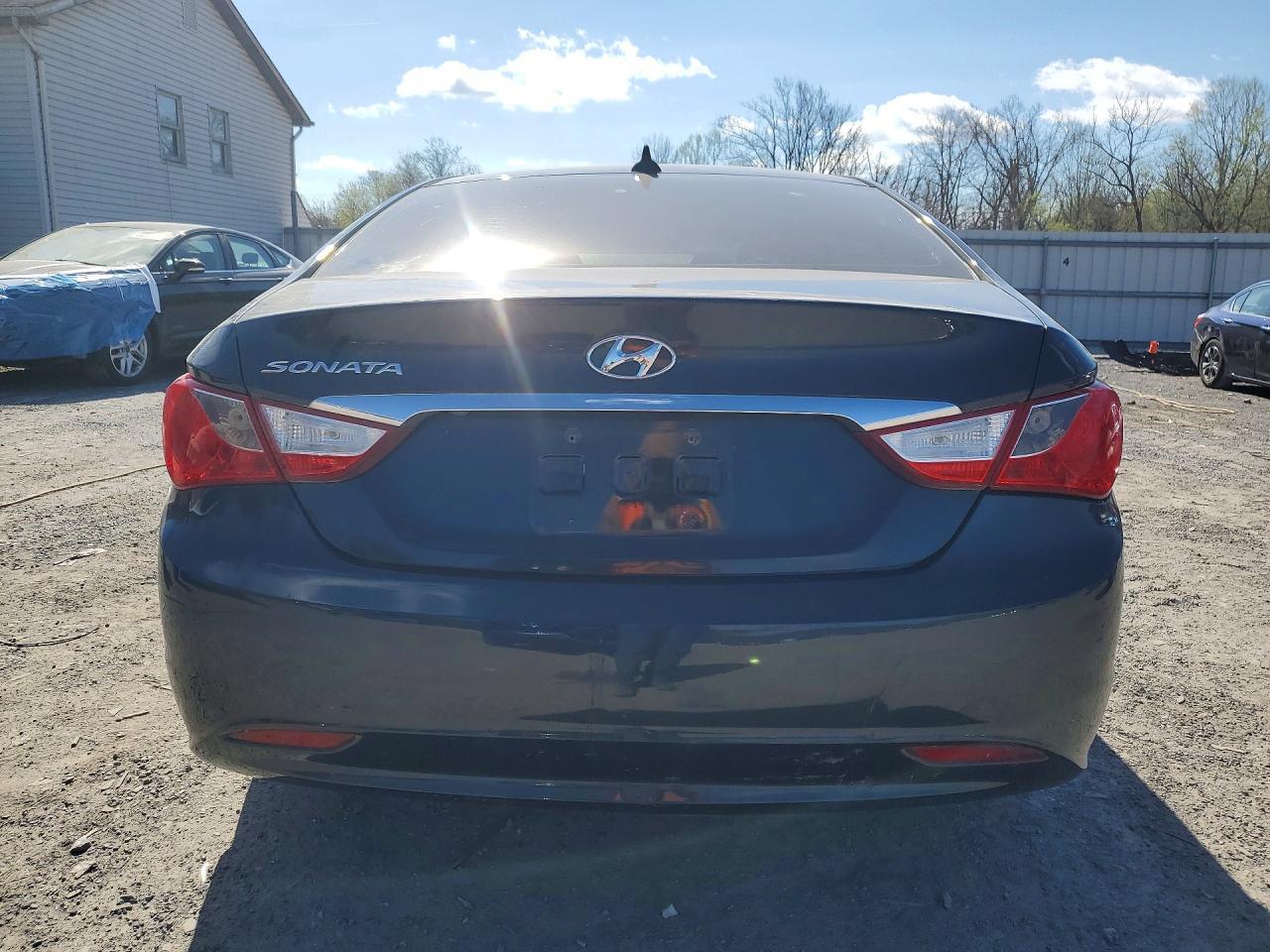 2013 HYUNDAI SONATA