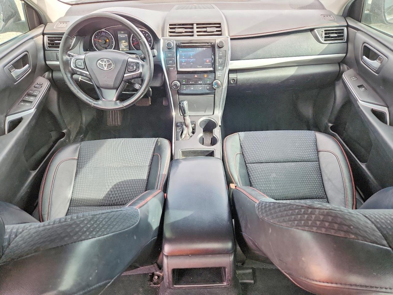 2015 TOYOTA CAMRY