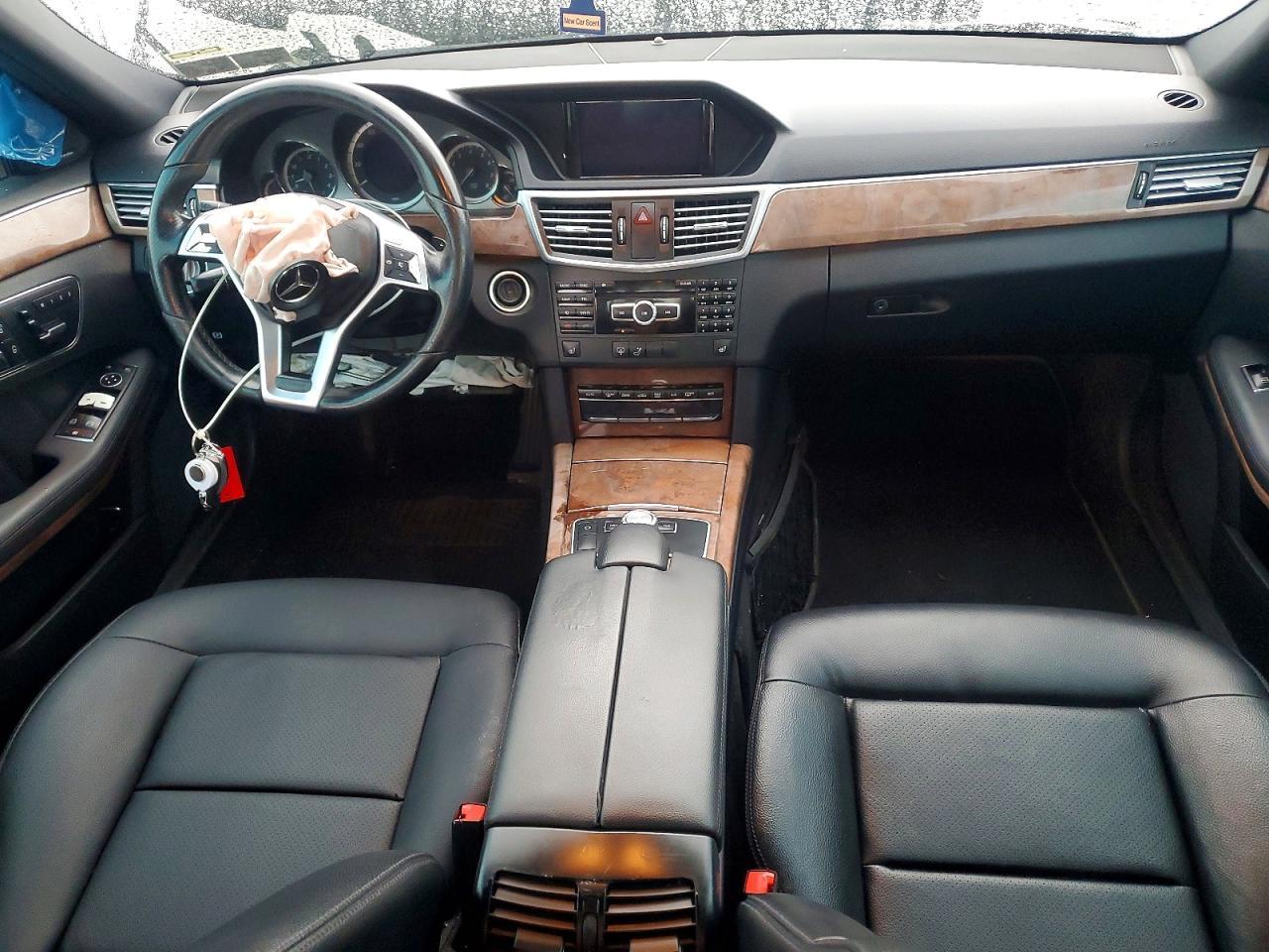 2013 MERCEDES-BENZ E-Class