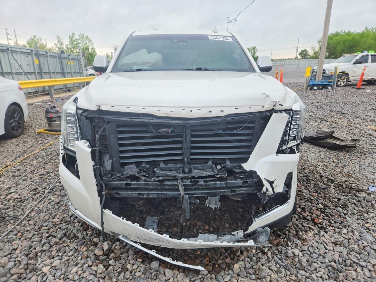 2017 CADILLAC ESCALADE