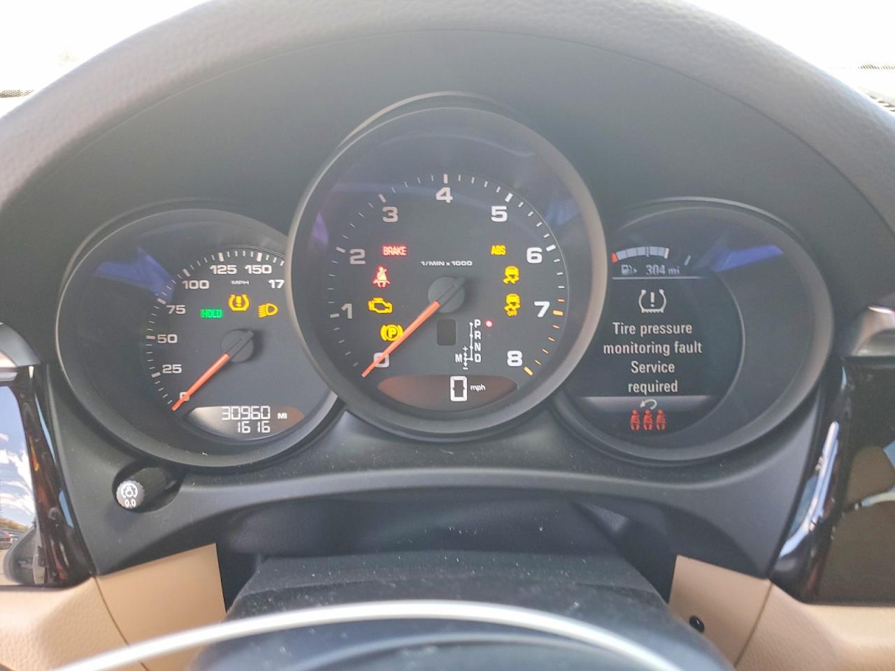 2021 PORSCHE Macan