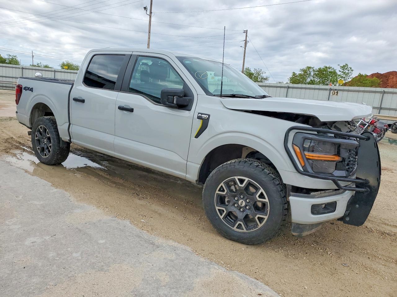 2024 FORD F-150 Lightning
