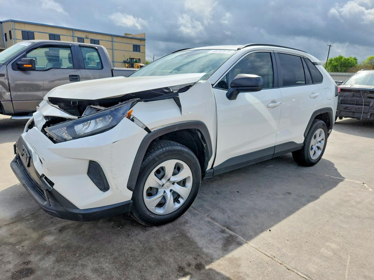 2019 TOYOTA RAV4