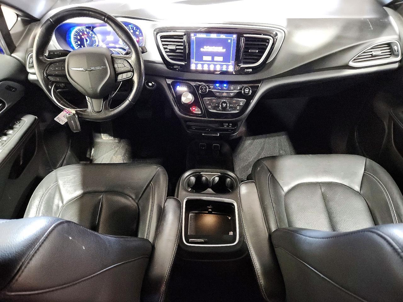 2020 CHRYSLER Pacifica