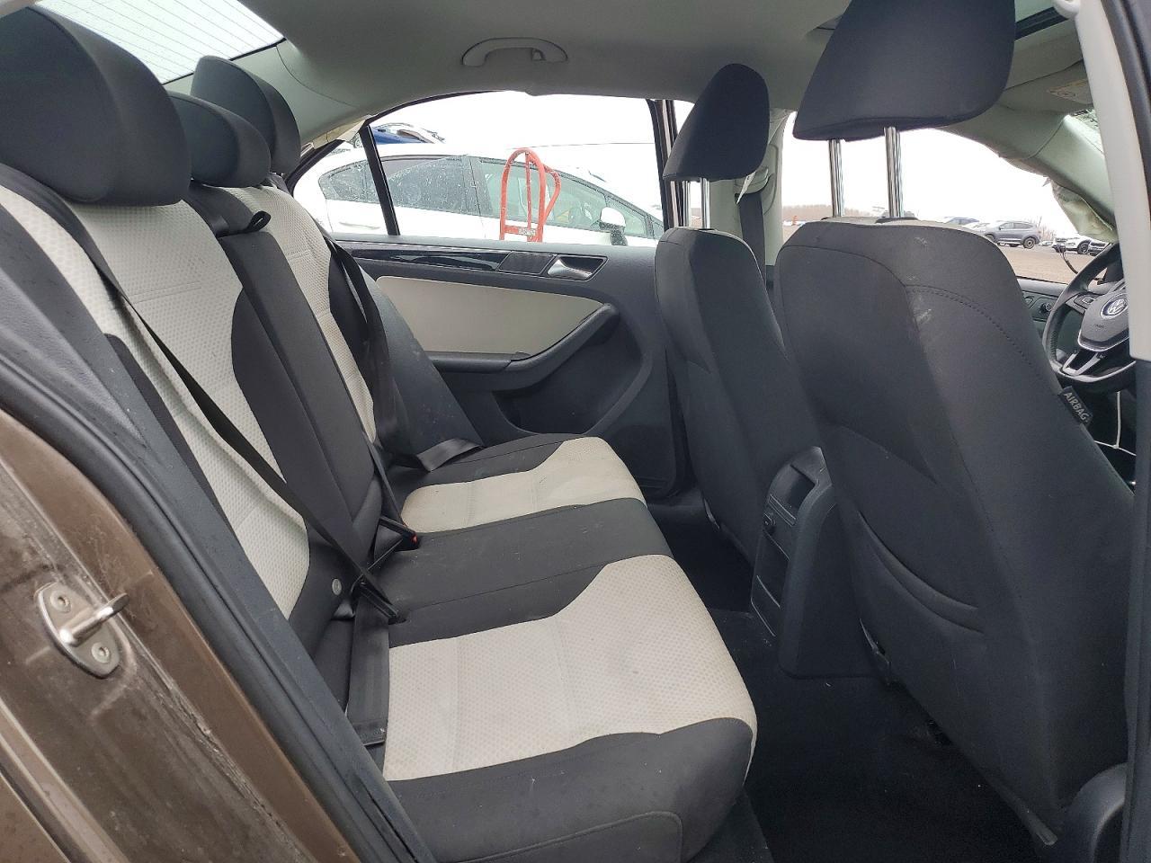 2015 VOLKSWAGEN JETTA
