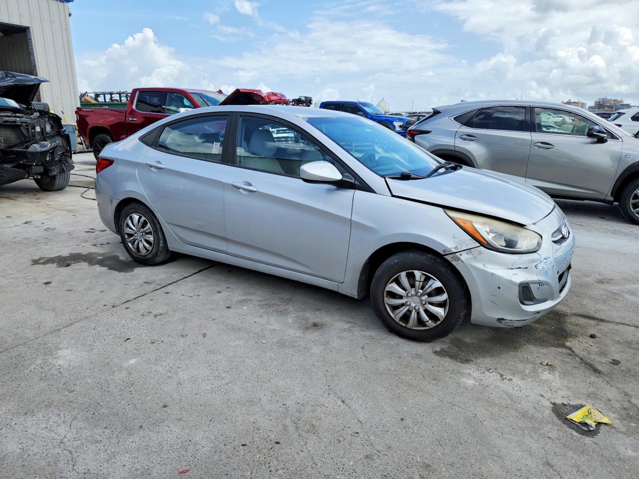 2016 HYUNDAI ACCENT