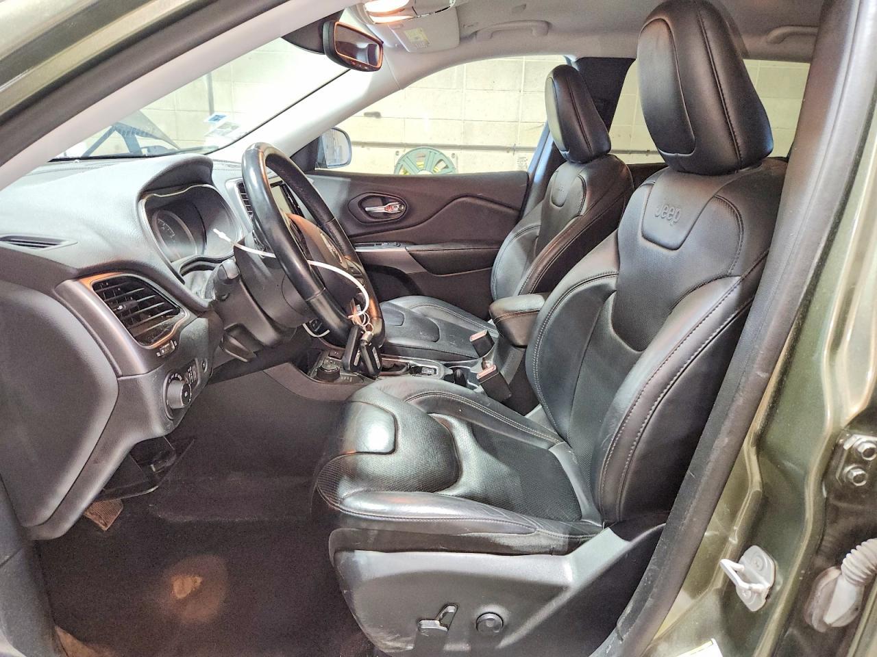 2019 JEEP CHEROKEE