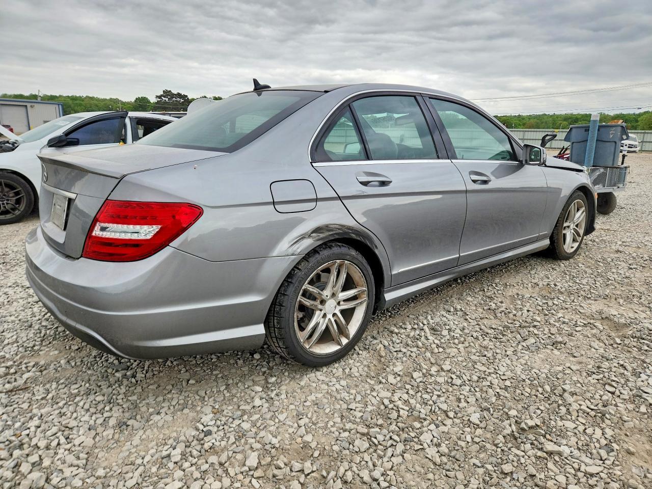 2014 MERCEDES-BENZ C-CLASS