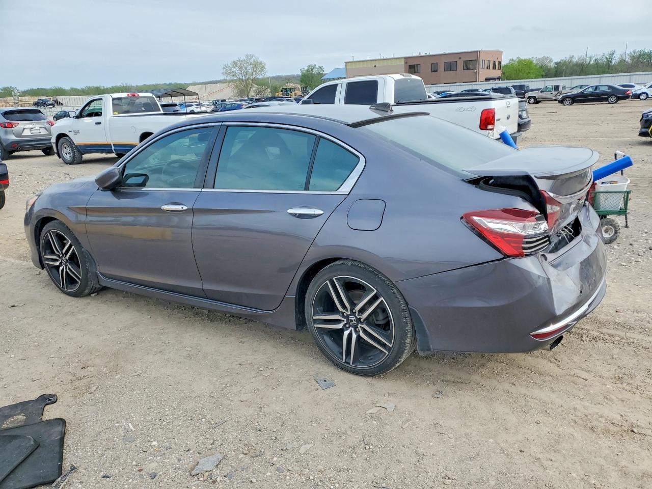 2016 HONDA ACCORD