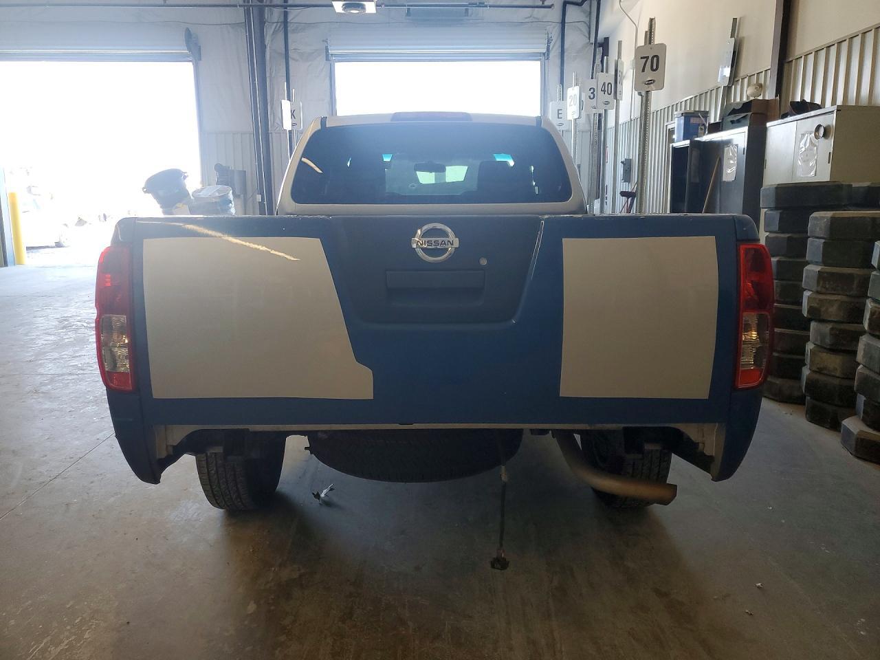 2010 NISSAN Frontier