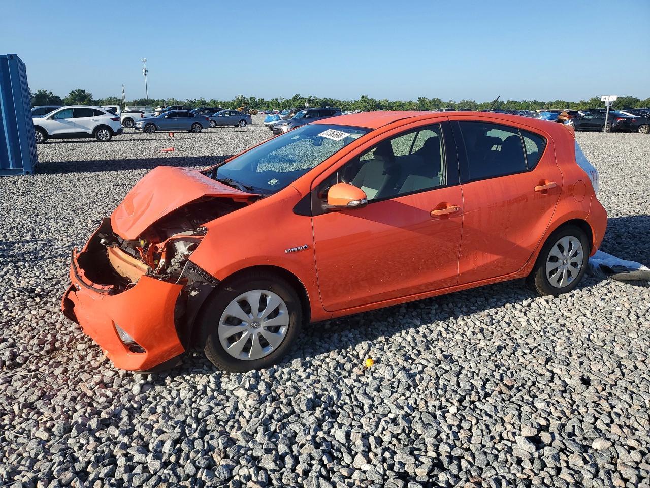 2014 TOYOTA Prius c
