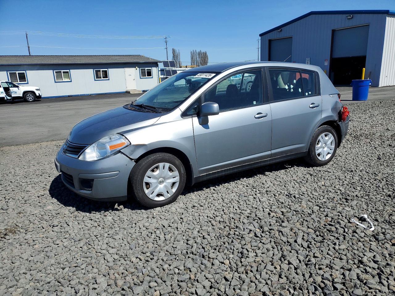 2011 NISSAN VERSA