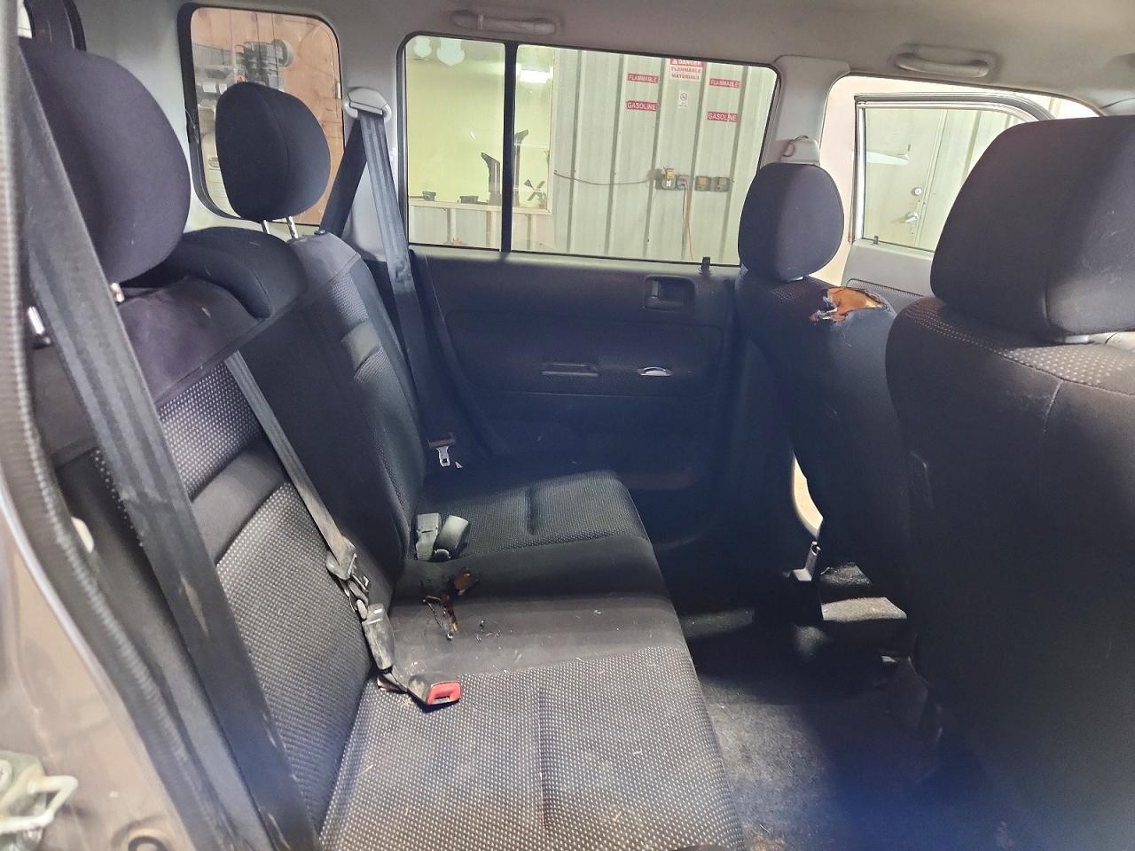 2006 TOYOTA SCION