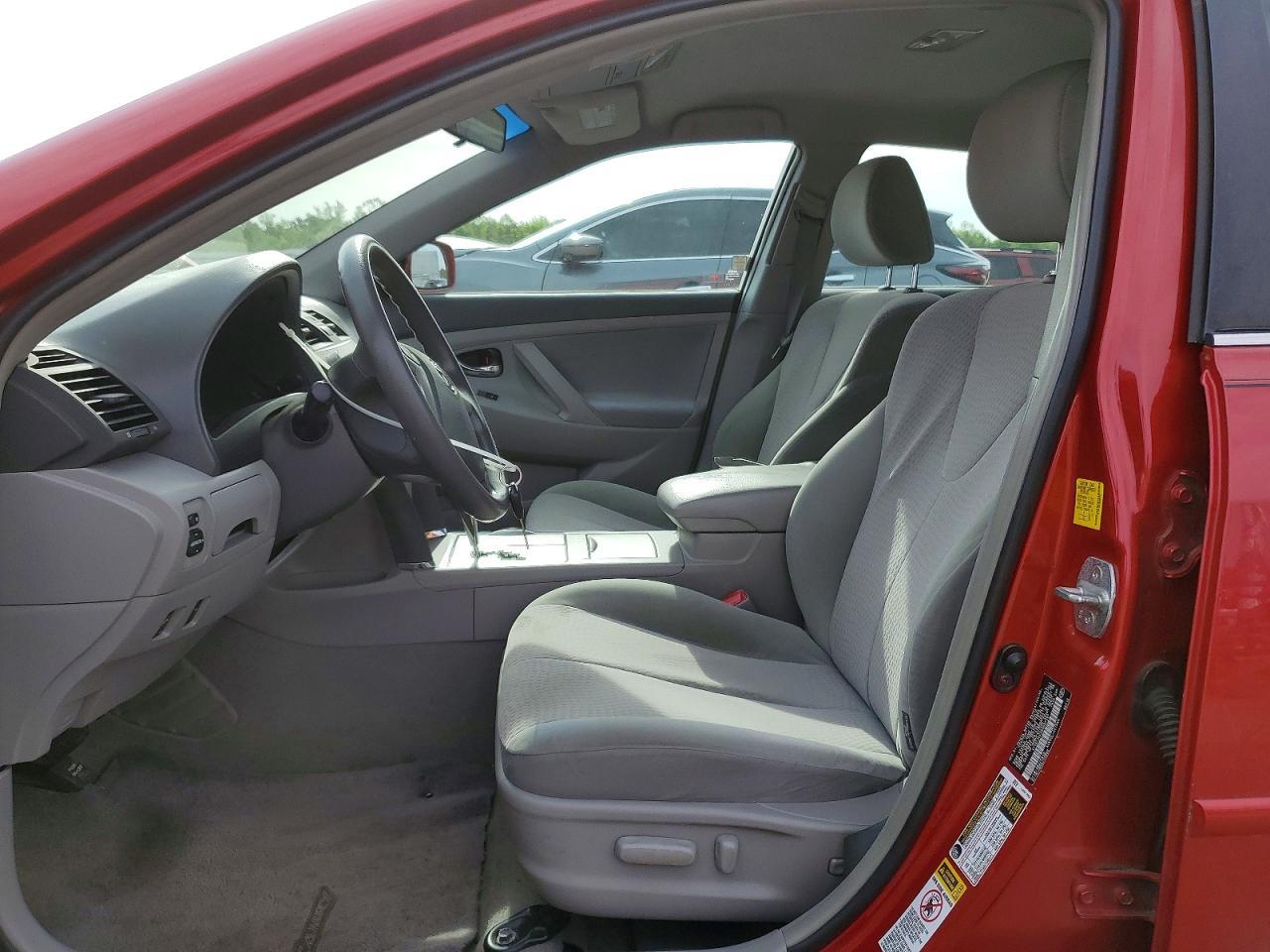 2011 TOYOTA CAMRY