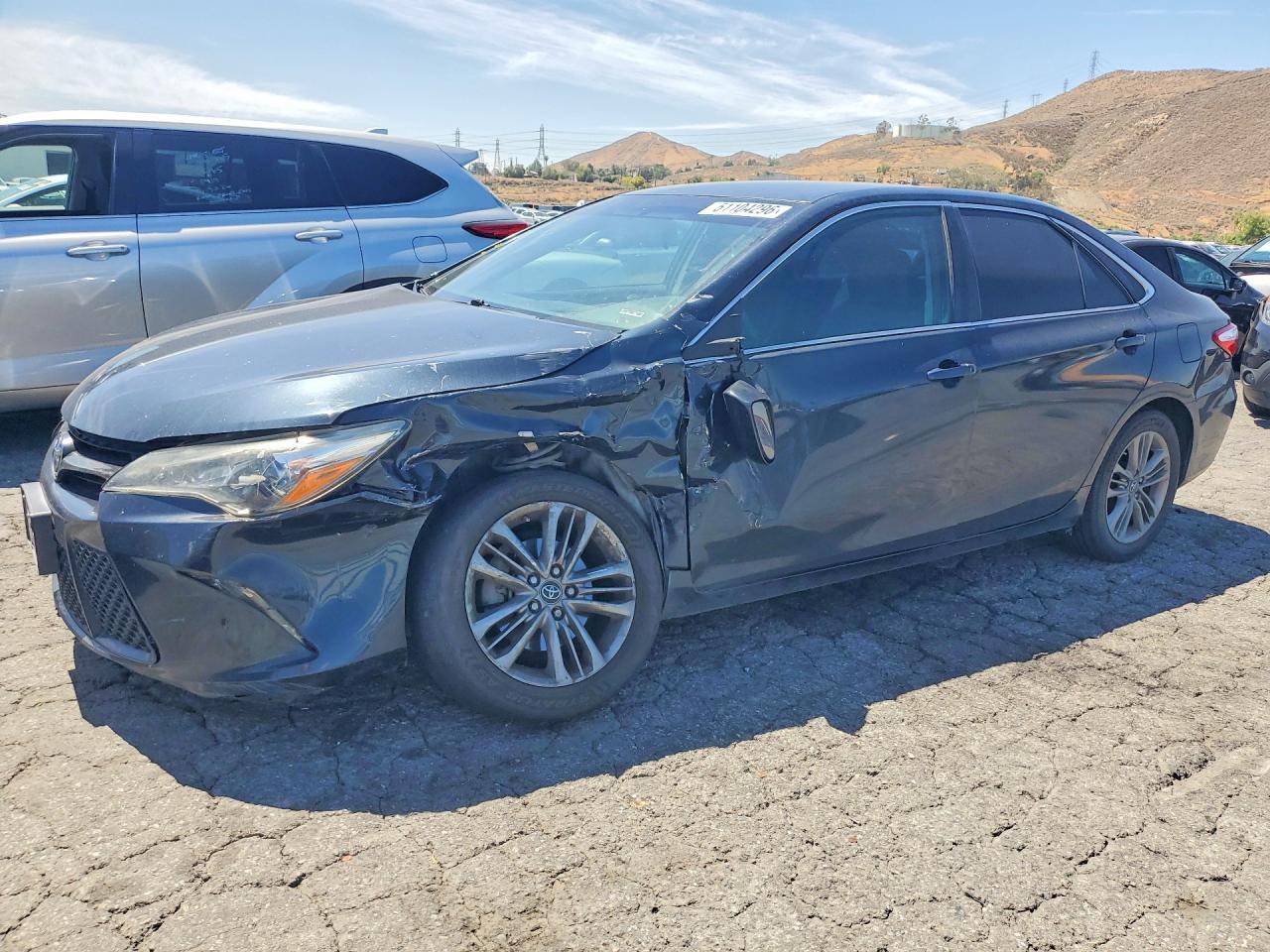 2017 TOYOTA CAMRY