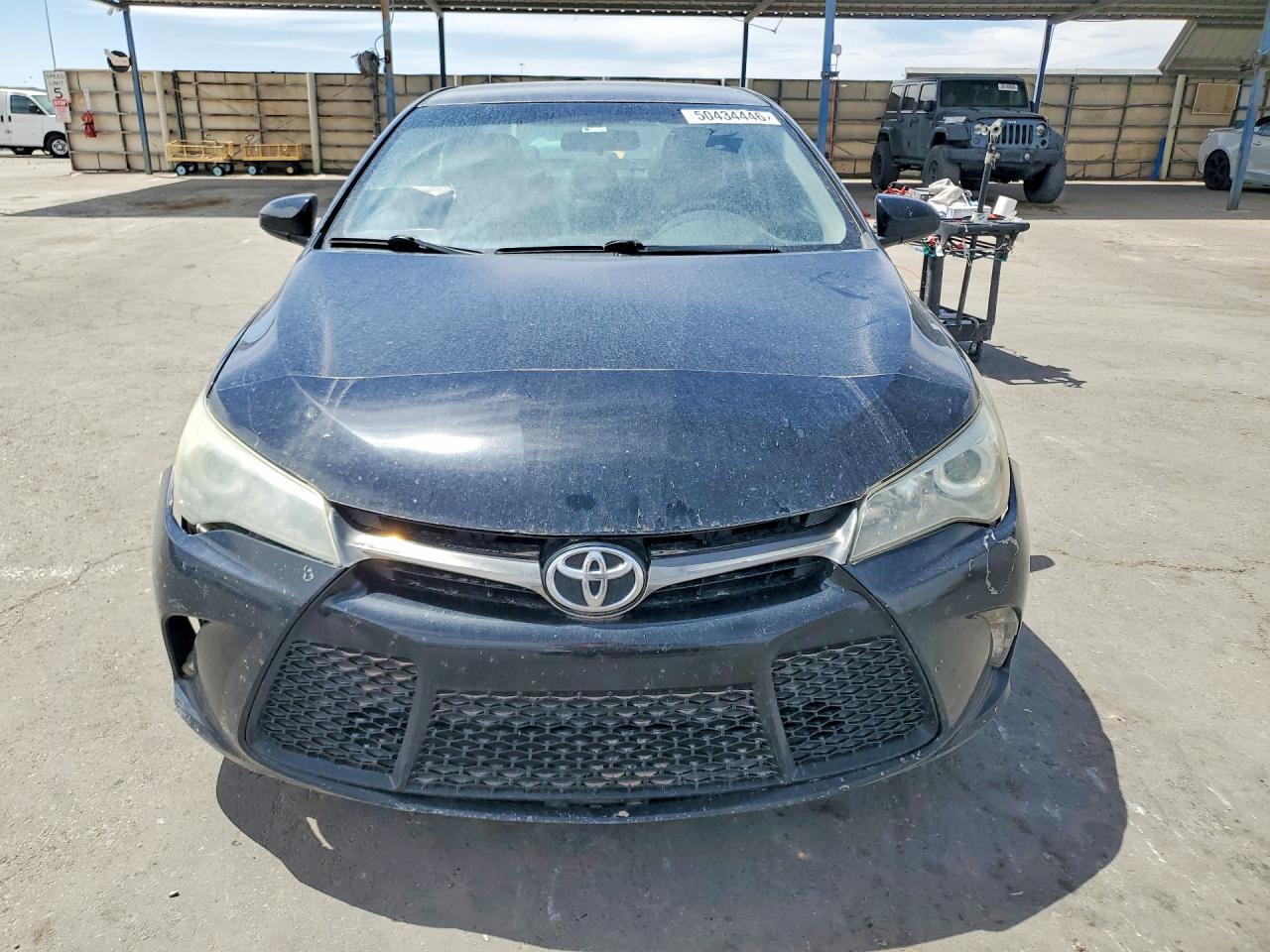 2016 TOYOTA CAMRY